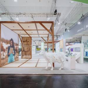 Schneider Electric Messestand HMI 2025